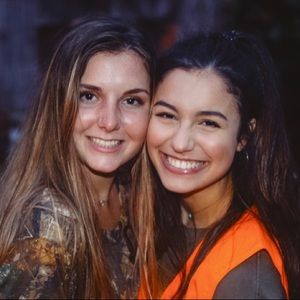 Meet your Posher, Mia